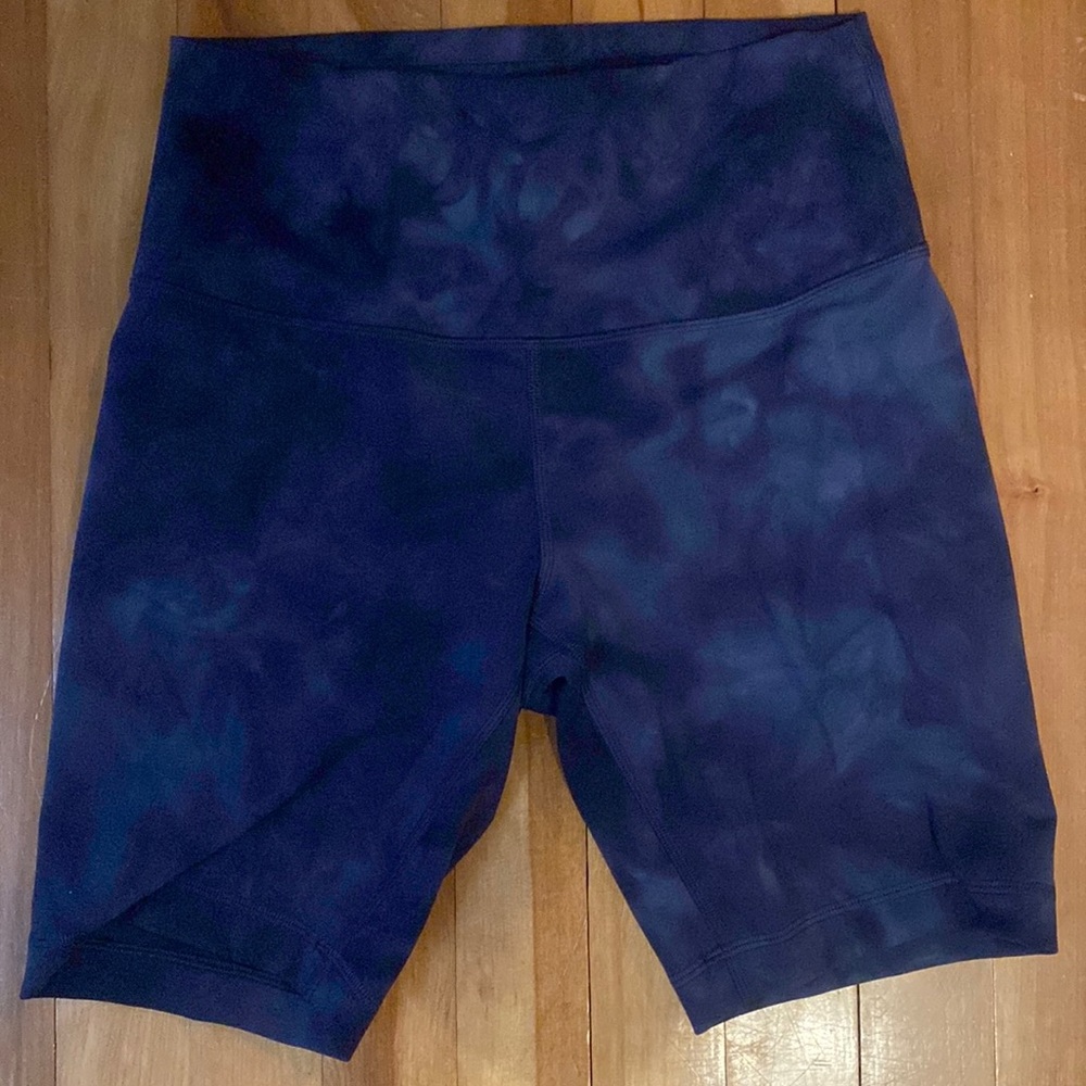 Lululemon biker shorts
